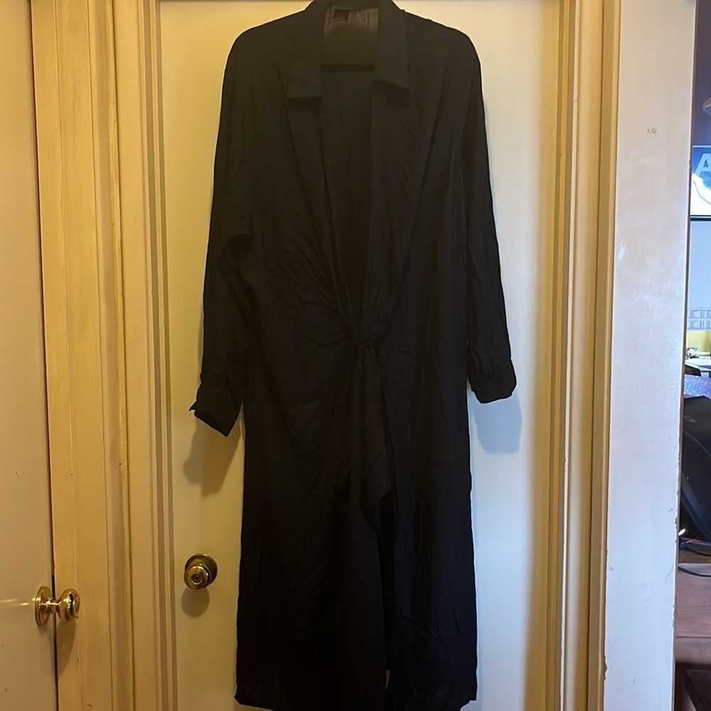 Ashley Stewart size 24 black 100%Viscose slit sides long sleeve wrap. NWOT - Picture 6 of 10